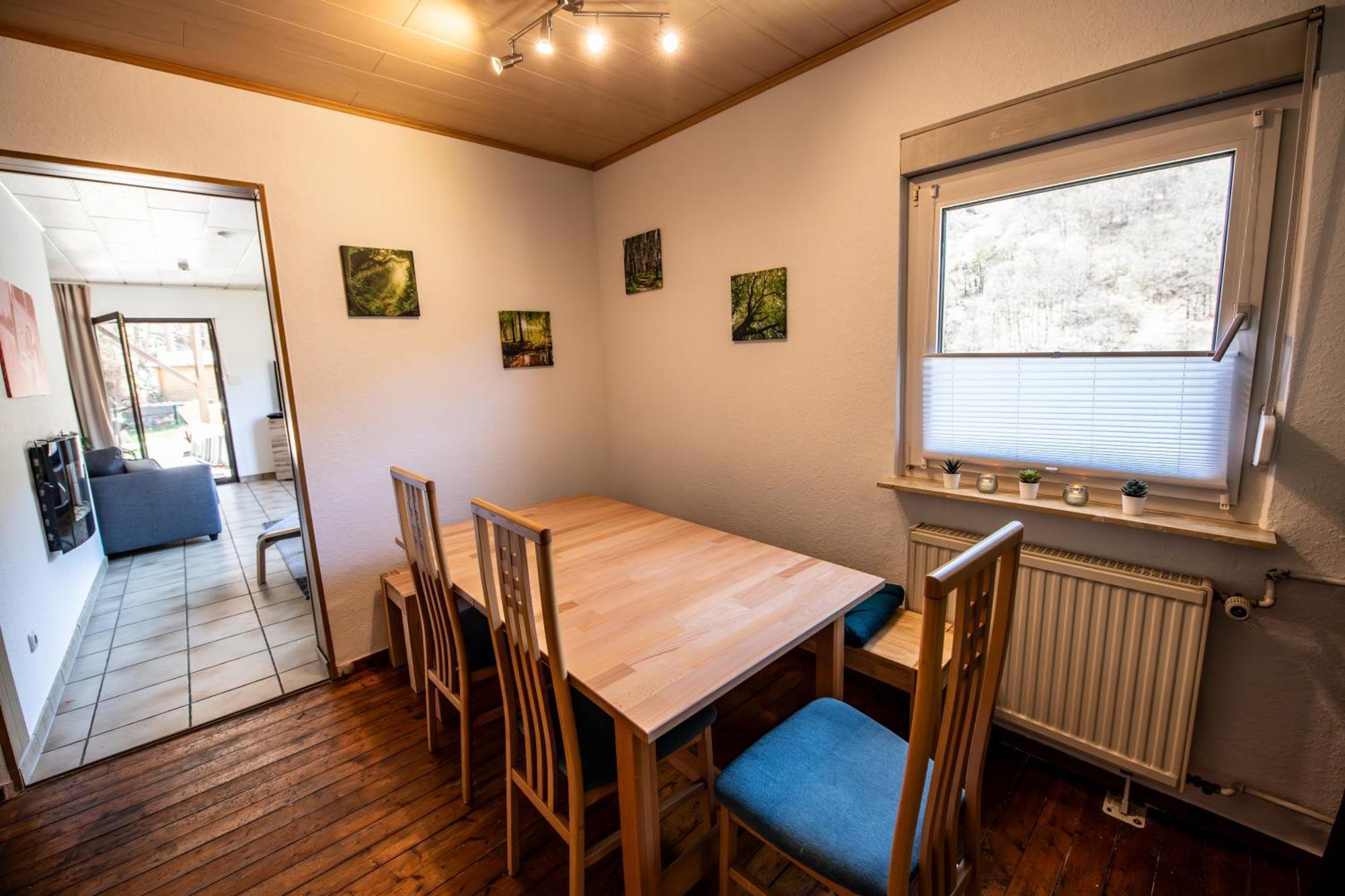 Schoene Ferienwohnung In Ruhiger Lage Altena Exterior foto