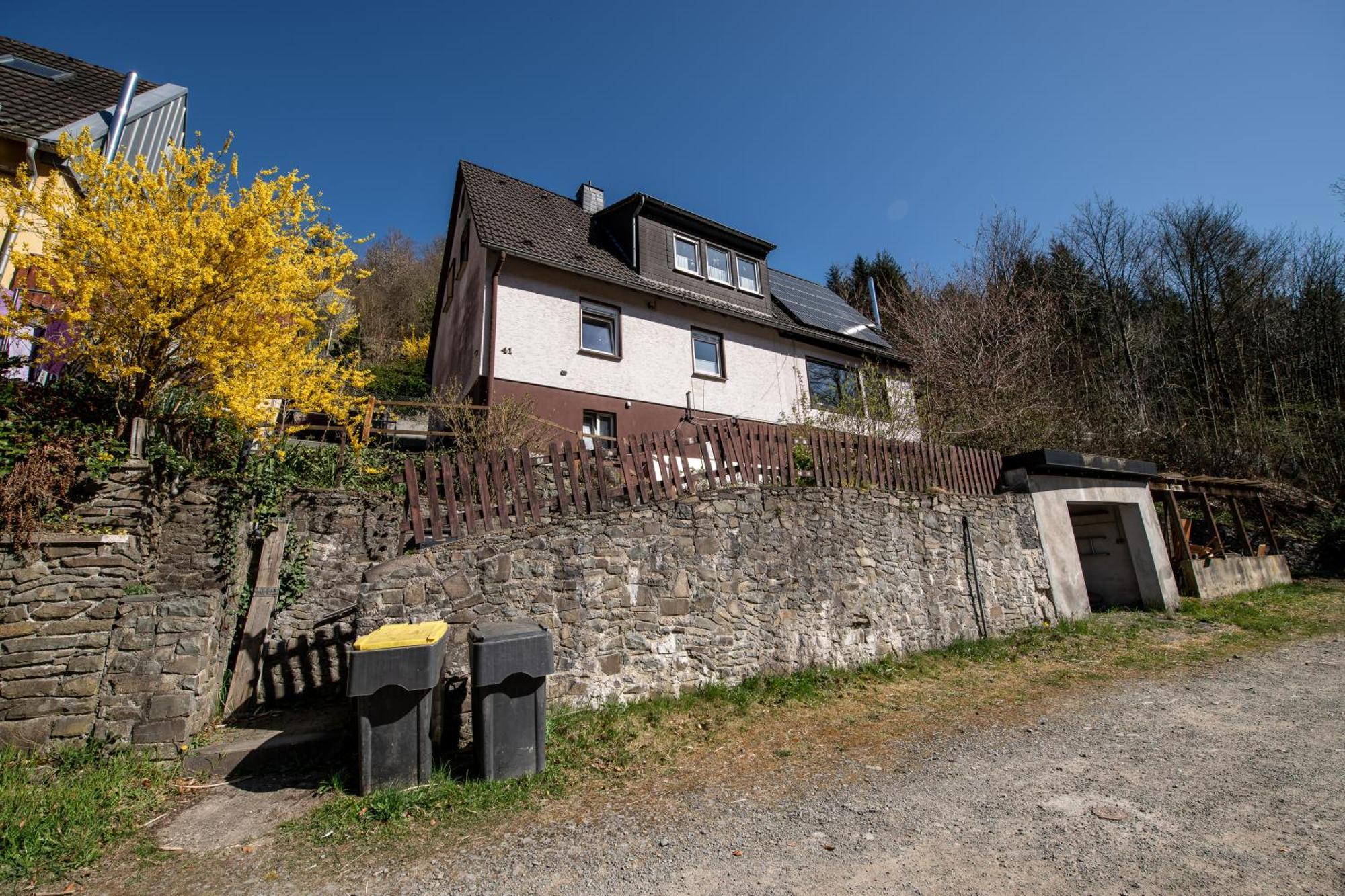 Schoene Ferienwohnung In Ruhiger Lage Altena Exterior foto